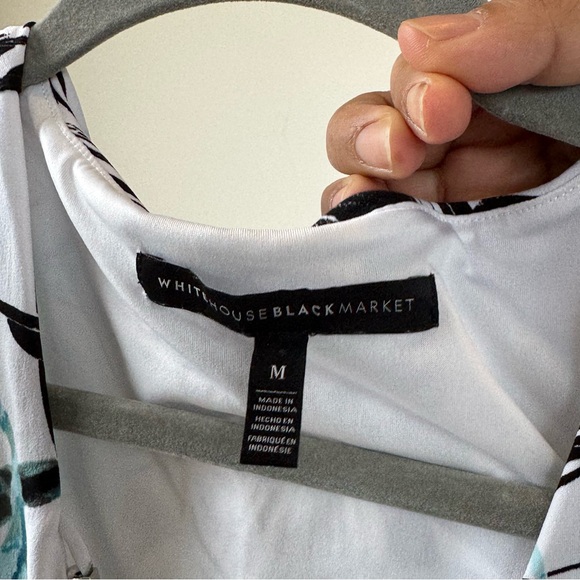 White House Black Market Tropical Print Sleeveless Blouse - Picture 2 of 3